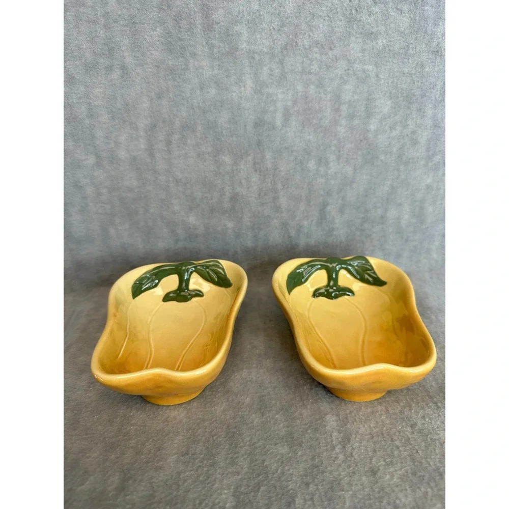 Williams‎ Sonoma Jardin Potager Yellow Bell Pepper Shaped Dip Bowls Set of 2